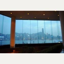 ayumilog | HongKong | Lobby Lounge - InterContinental Hong Kong | 気がづくと夕暮れ、異国情緒溢れる風景