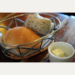 ayumilog | Chiba | セントシュバイン(自家製ソーセージ) | ふっくらモチモチの焼きたてパン