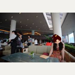 ayumilog | HongKong | Lobby Lounge - InterContinental Hong Kong | 窓側の席ゲット♪